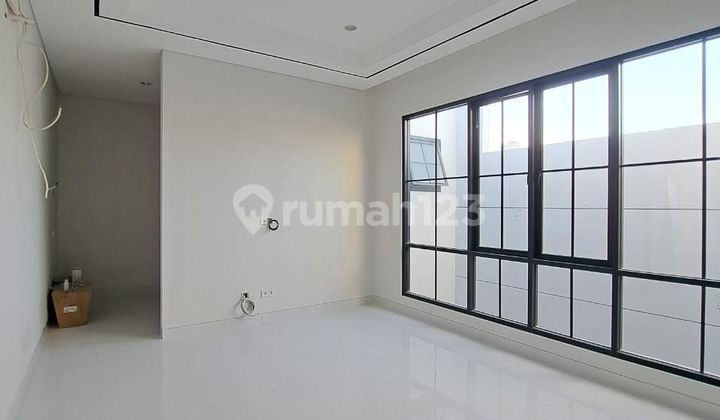 Dijual Rumah Minimalis Classic Graha Family Strategis Siap Huni 2