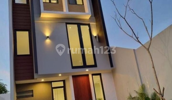 Dijual Rumah Dian Istana Oasia Strategis Siap Huni