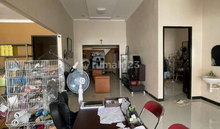 Dijual rumah darmo harapan indah bagus terawat 2