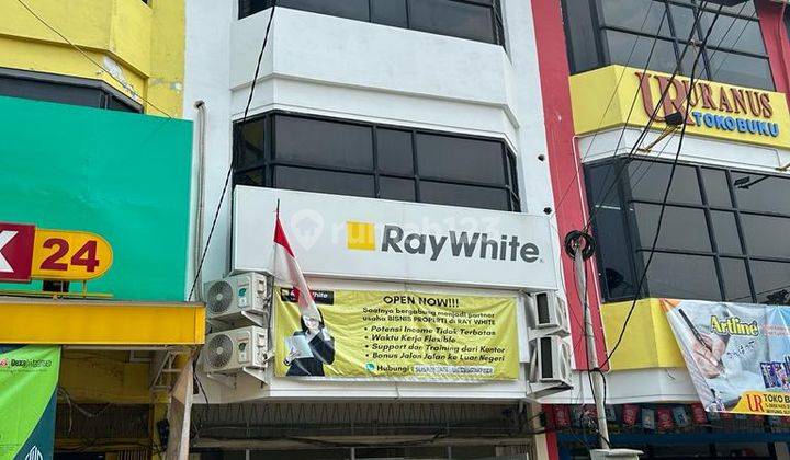Disewakan Ruko Wiyung Ruko Taman Pondok Indah 1