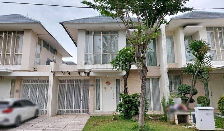 Dijual Rumah Pakuwon Indah Semi Furnish Terawat 1