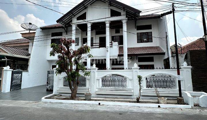 Dijual Rumah Dua Lantai Siap Huni Di Jl. Kupang Indah Surabaya Barat 1