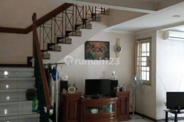 Dijual Rumah Villa Valensia Lokasi Strategis  2