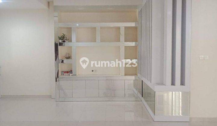 Dijual Rumah The Mansion Pakuwon Indah 2