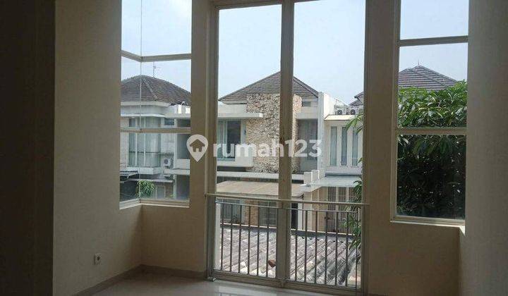 Dijual Rumah The Mansion Pakuwon Indah 1