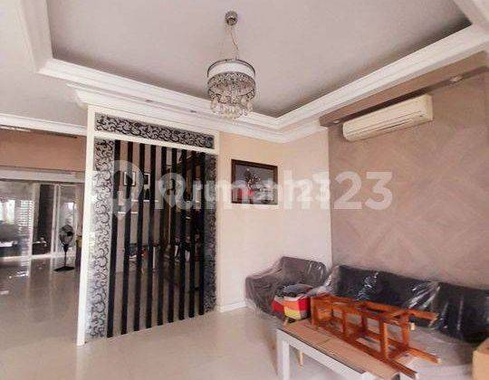 Dijual Rumah Pakuwon Indah Lokasi Strategis Minimalis Modern 2