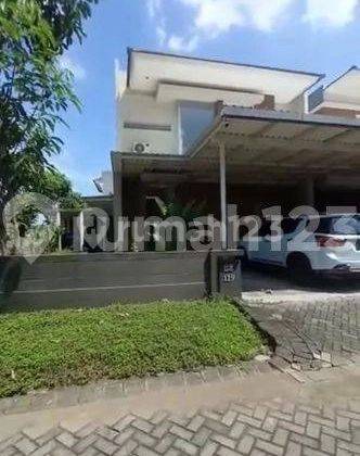 Dijual Rumah Hook Royal Residence Lokasi Strategis Minimalis  1