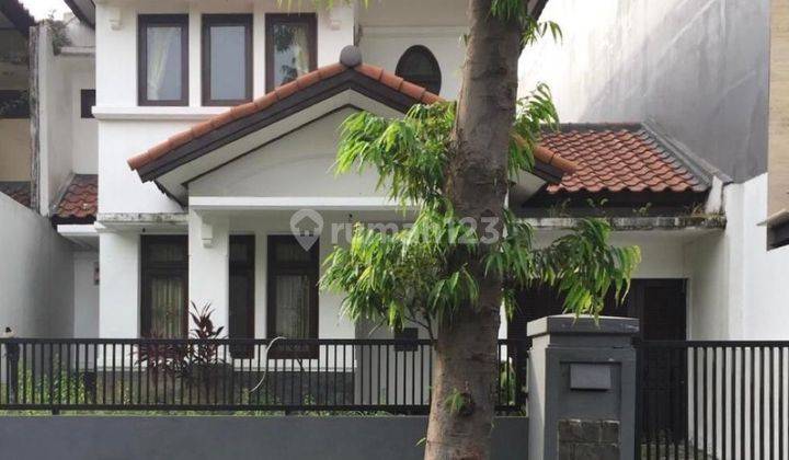 DIJUAL Rumah Graha Famili 1