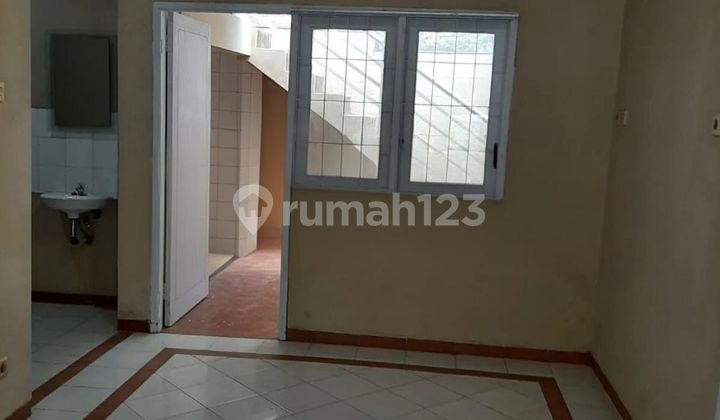 Dijual Rumah Babatan Pratama Startegsi Siap Huni Dijual Rumah Babatan Pratama Startegsi Siap Huni