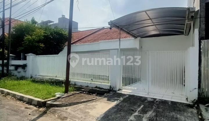 Dijual Rumah Darmo Permai Selatan Strategis Siap Huni Dijual Rumah Darmo Permai Selatan Strategis Siap Huni