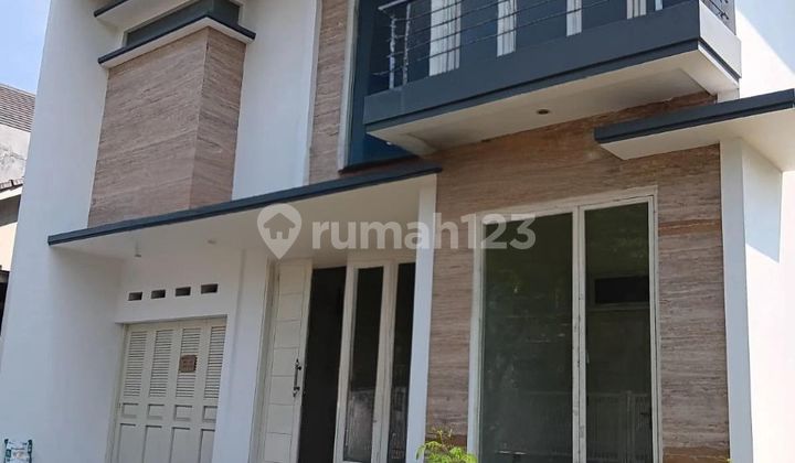Dijual Rumah Citraland Eastwood Strategis Siap Huni