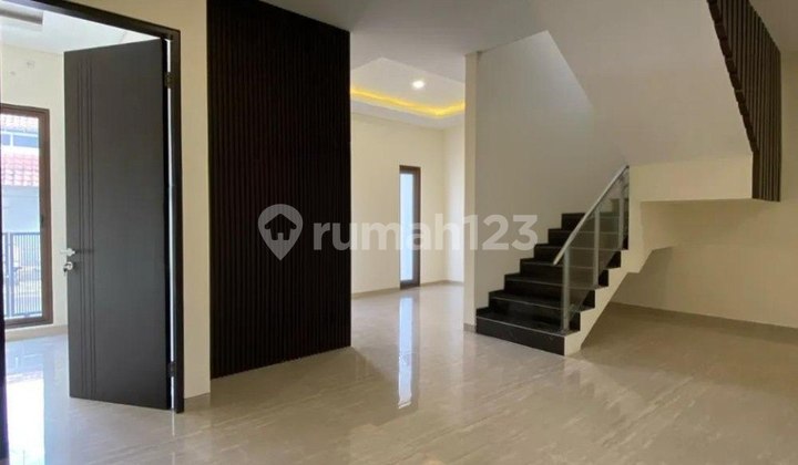 Dijual Rumah Citraland International Village Strategis Siap Pakai 2