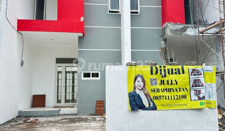 Dijual Rumah Gress Baru Minimalis Modern Babatan Pratama Blok Depan Siap Huni Dijual Rumah Gress Baru Minimalis Modern Babatan Pratama Blok Depan Siap Huni