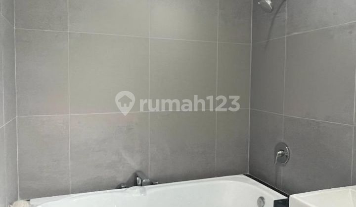 Dijual Rumah Oakwood Startegis Siap Huni 2