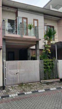 Dijual Rumah Mewah Babatan Pratama Strategis 1