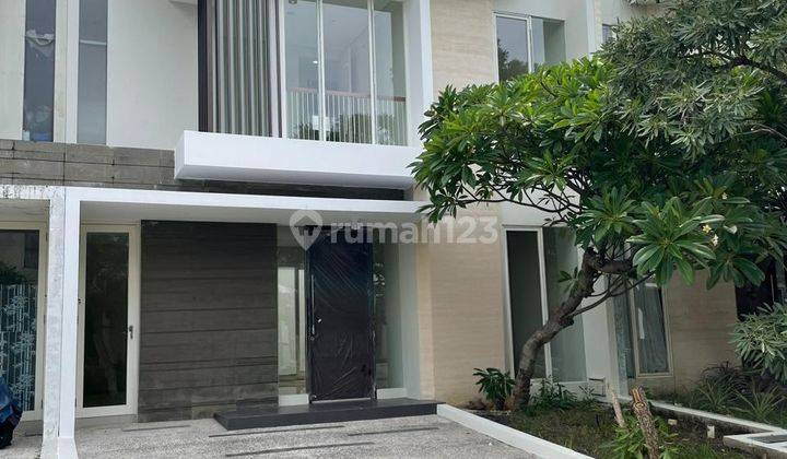 Dijual Rumah Pelican Hill Strategis Minimalis 1