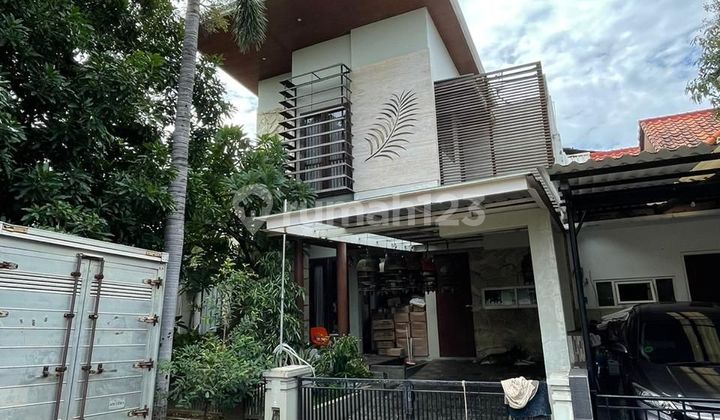 Dijual Rumah Cantik Taman Gapura Minim Renovstrategis Siap Huni