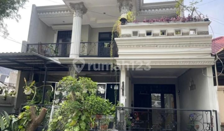 For Sale Babatan Pratama Strategic House Ready to Occupy