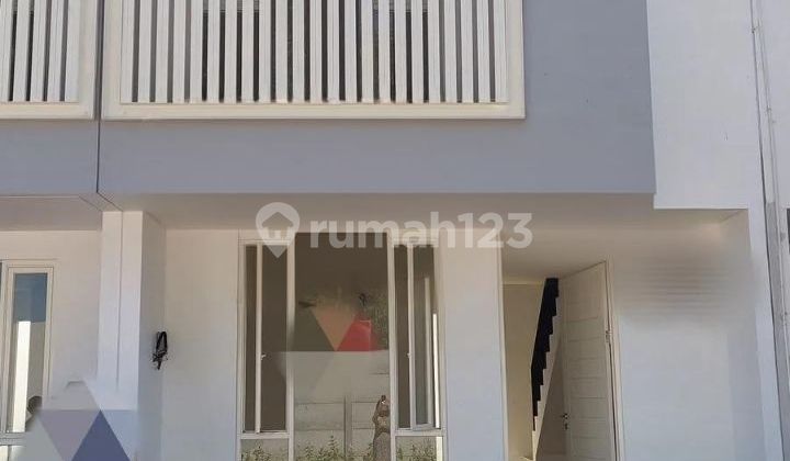 Dijual Rumah Graha Family Strategis Siap Huni Dijual Rumah Graha Family Strategis Siap Huni