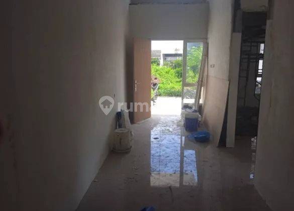 Dijual Rumah Babatan Pratama Lokasi Strategis  2