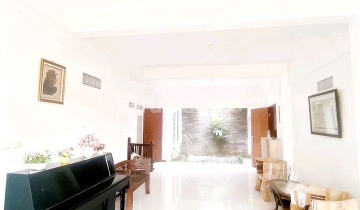 Dijual Rumah Darmo Permai Selatan Cantik Minimalis Strategis Siap Huni 2