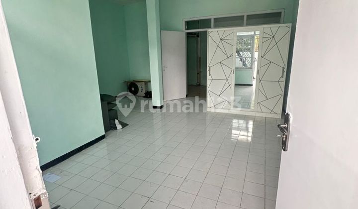 Disewakan Rumah Griya Babatan Mukti Strategis Siap Huni Disewakan Rumah Griya Babatan Mukti Strategis Siap Huni