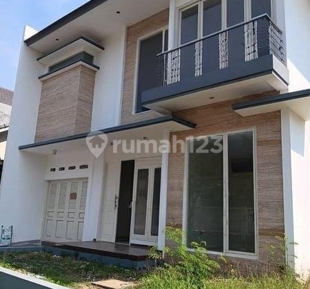 Dijual Rumah Eastwood Posisi Hook Strategis Siap Huni Dijual Rumah Eastwood Posisi Hook Strategis Siap Huni