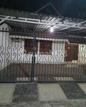 Dijual Rumah Darmo Permai Surabaya Minimalis Strategis 1