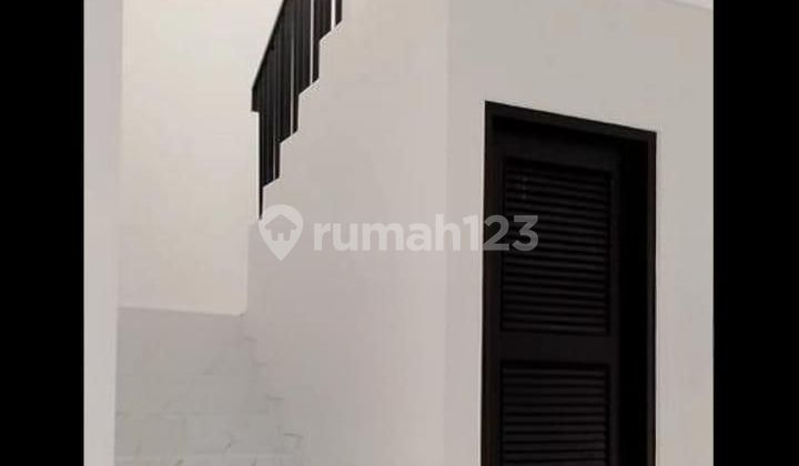 DIJUAL RUMAH NORTHWEST LAKE STRATEGIS SIAP HUNI 2