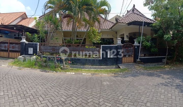 Dijual Rumah Babatan Pratama Strategis Siap Huni