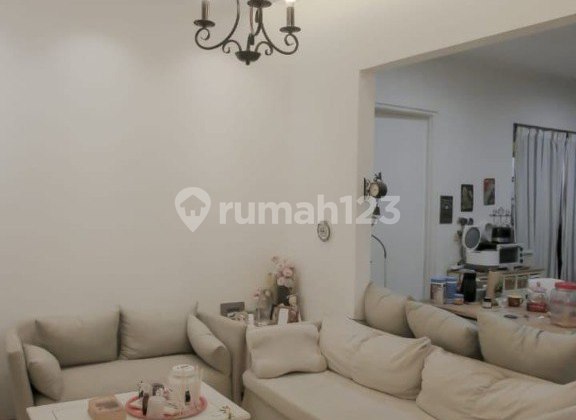 Dijual Rumah Graha Family Strategis Siap Huni Dijual Rumah Graha Family Strategis Siap Huni