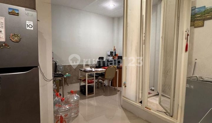 Dijual Rumah Greenlake Semi Furnish Strategis Siap Huni 2