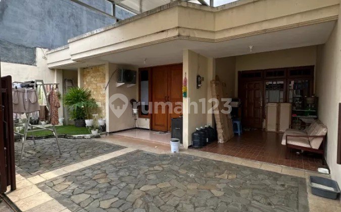 Dijual Rumah Darmo Permai Selatan Dijual Rumah Darmo Permai Selatan