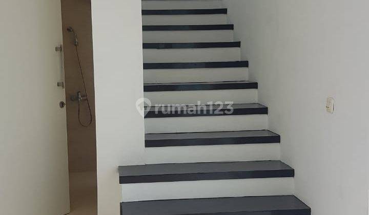 Dijual Rumah Greenwood Stratwgis Minimalis Siap Huni 2