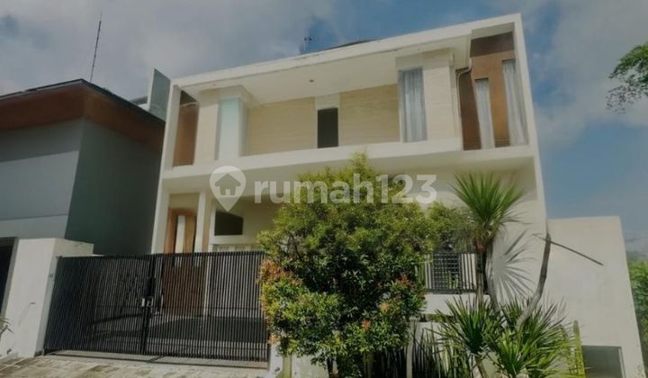 Dijual Rumah Citraland Full Furnish Strategis Siap Huni