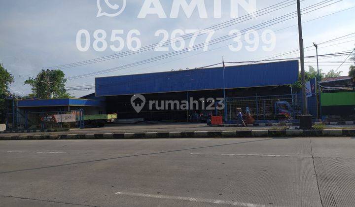 Ruang usaha Tugu raya Semarang 3