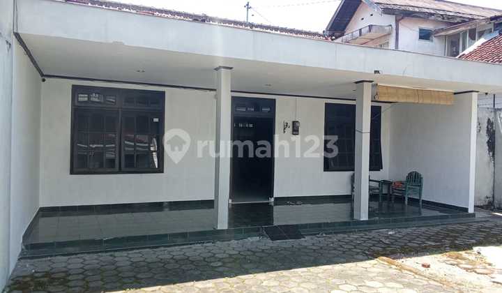 Rumah Tengah Kota Salatiga 2