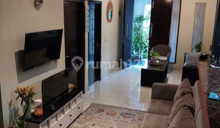 Rumah Cantik Perbukitan Semarang 1