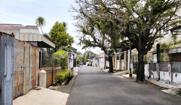 Rumah Tengah Kota Semarang 2