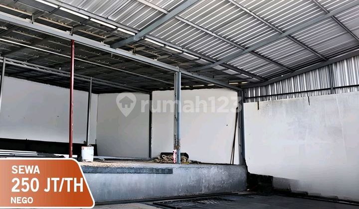 Warehouse with Loading Dock and Office in Simongan, West Semarang.