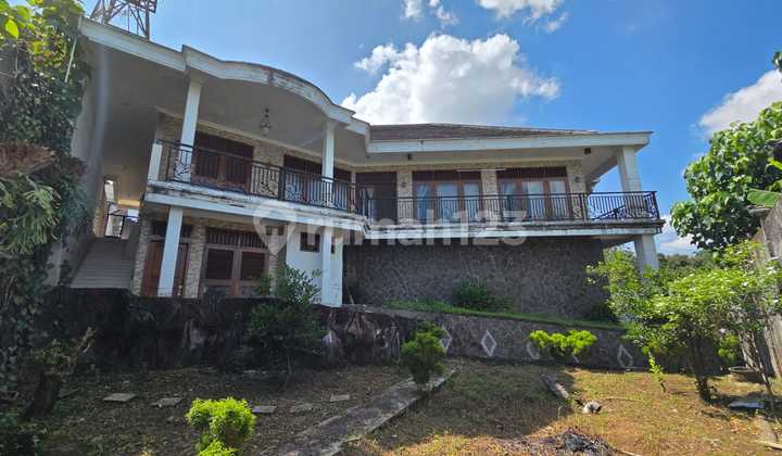 Luxury House with Mount Merbabu View in Sidorejo, Salatiga Luxury House with Mount Merbabu View in Sidorejo, Salatiga