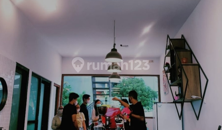 foto lainnya ruang usaha cafe view city