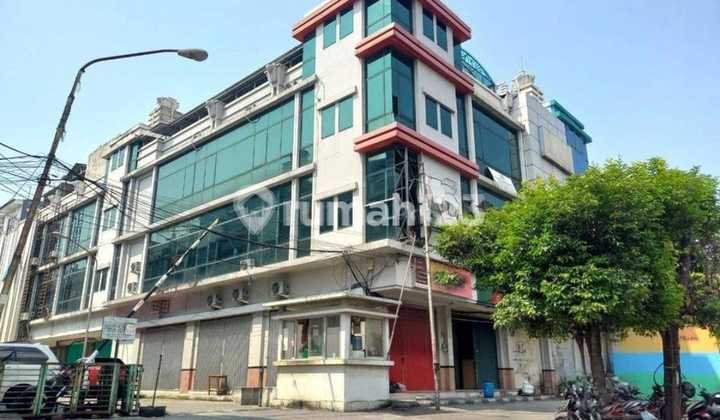 City Center Shop House Strategic Location Ready to Occupy on Mt Haryono Semarang 1