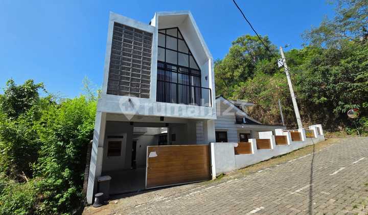 Rumah Bagus Siap Huni Bebas Banjir Di Manyaran Semarang Barat 2