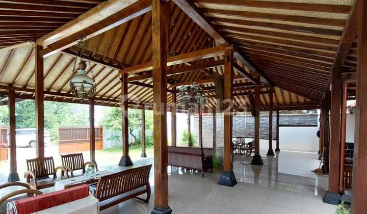 Classic Joglo Limasan House Made Entirely of Ancient Teak Wood at Kaliurang Km 12 Ngaglik Sleman 2