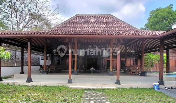 Rumah Klasik Joglo Limasan Full Kayu Jati Kuno Di Kaliurang Km 12 Ngaglik Sleman Rumah Klasik Joglo Limasan Full Kayu Jati Kuno Di Kaliurang Km 12 Ngaglik Sleman