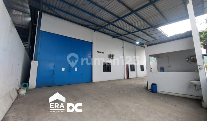 Good Warehouse Ready to Use with Office Gatot Subroto Street Ngaliyan