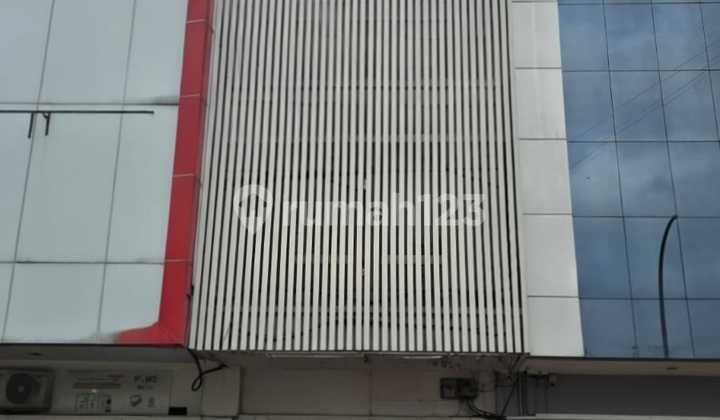 Strategic 3-Story Shop House at Ruko Mutiara Gama Gajah, East Semarang 2