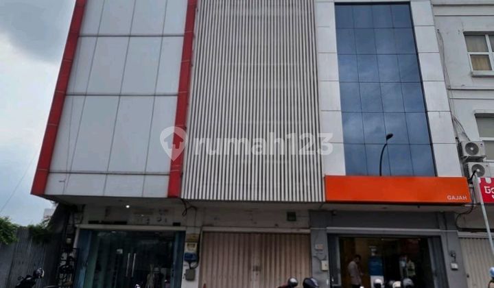 3-Storey Ready-to-Occupy Shophouse at Ruko Mutiara Gama, East Semarang