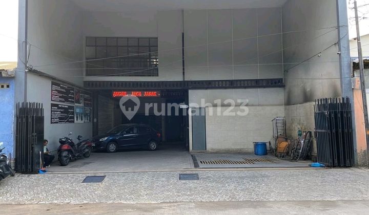 Ready-to-Use Business Space Near Hasanudin Port in Semarang 1